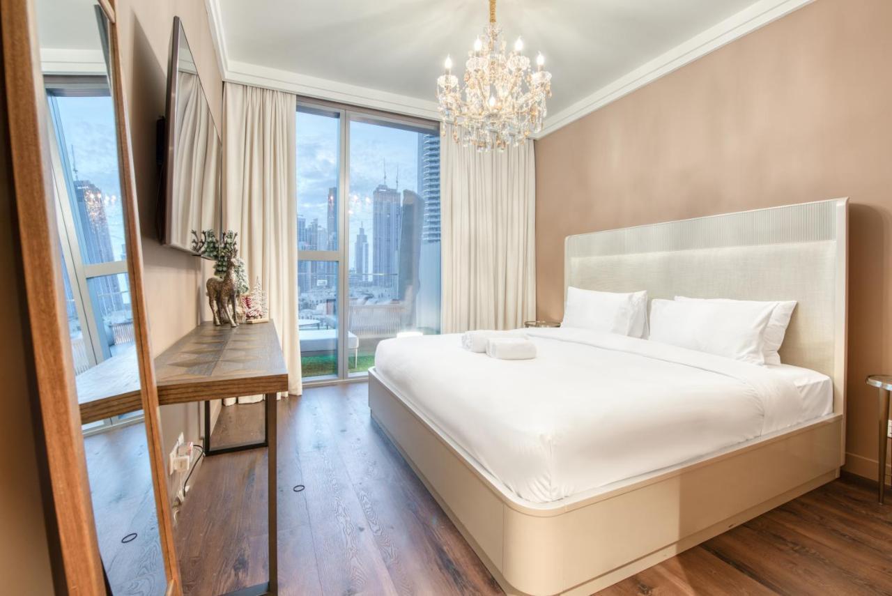 Luxurious 3 Bedroom In Boulevard Point, Connected To Mall Apartment Dubai