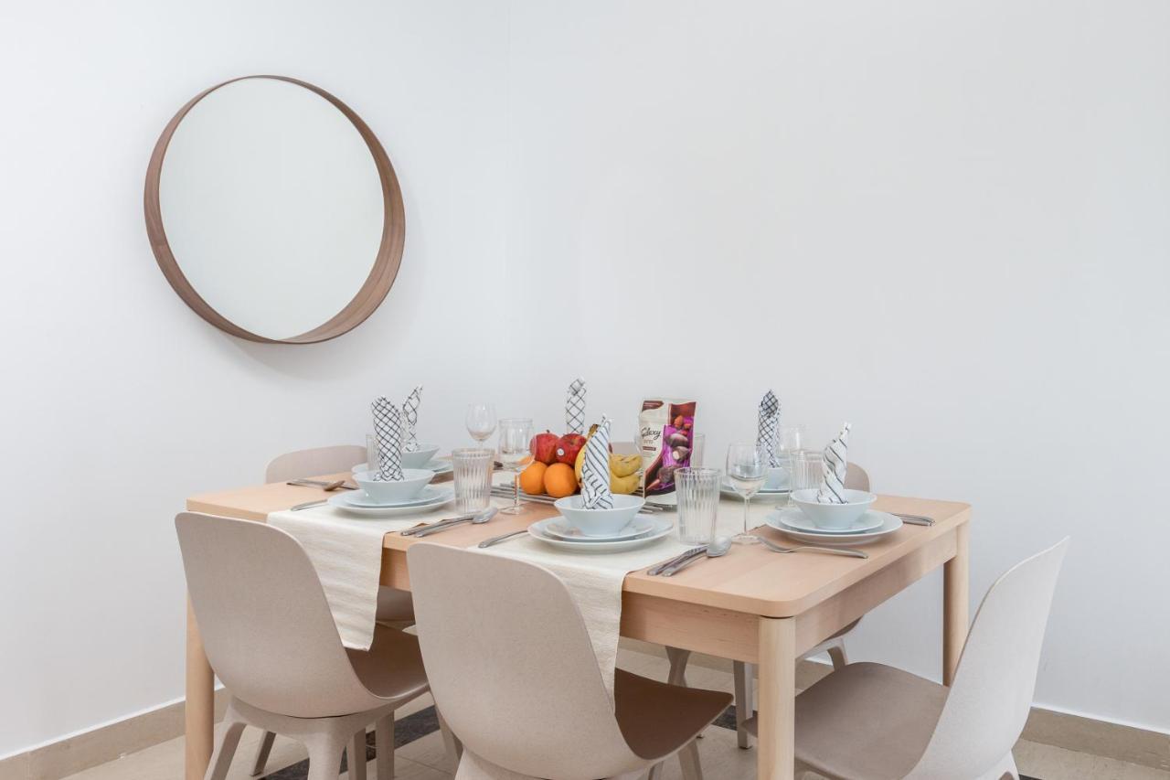 Apartment Lovely & Pristine 2br + Kids - 7min To Mall Dubai