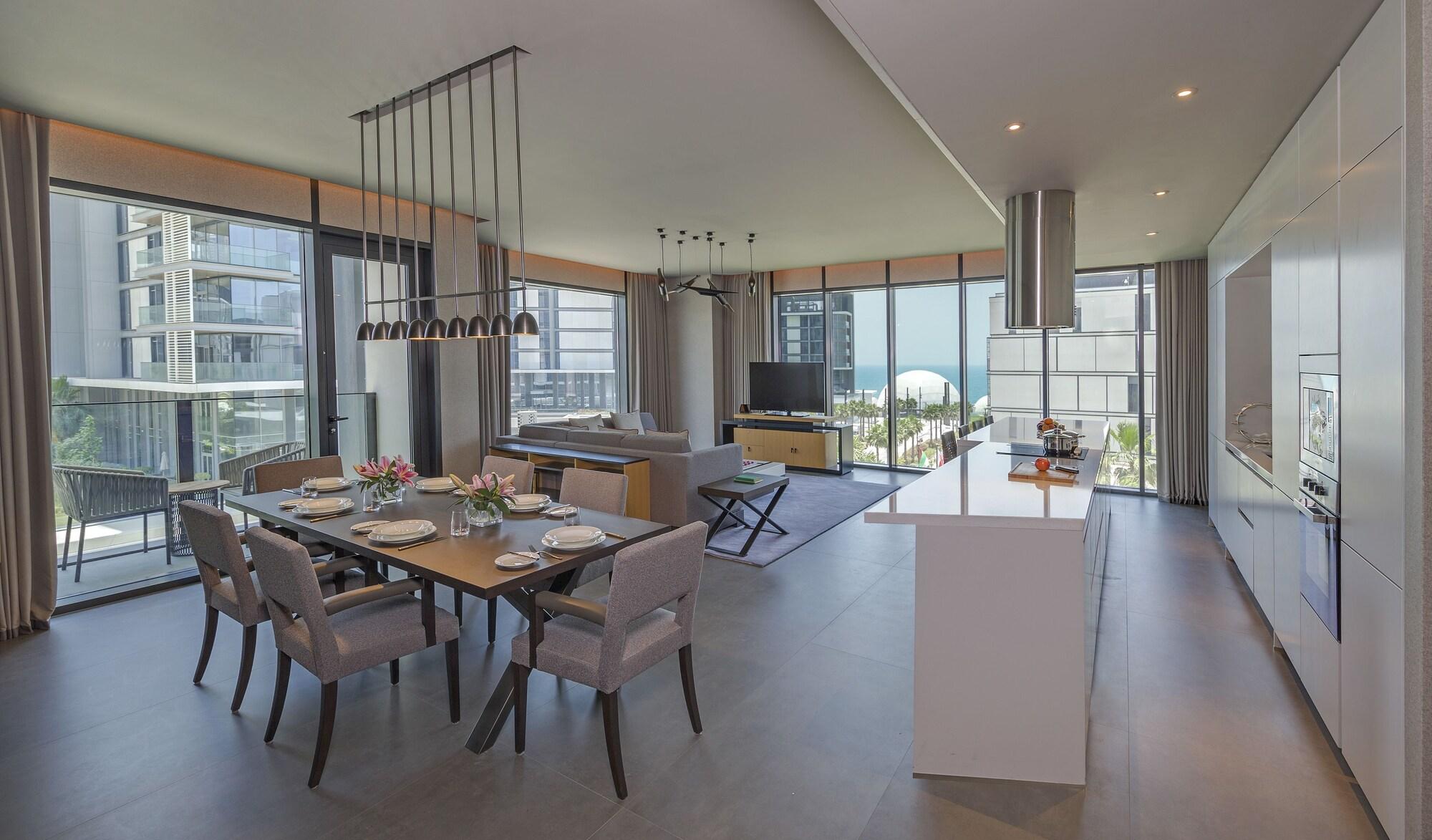 Apartment The Residences At Caesars Palace Bluewaters Dubai
