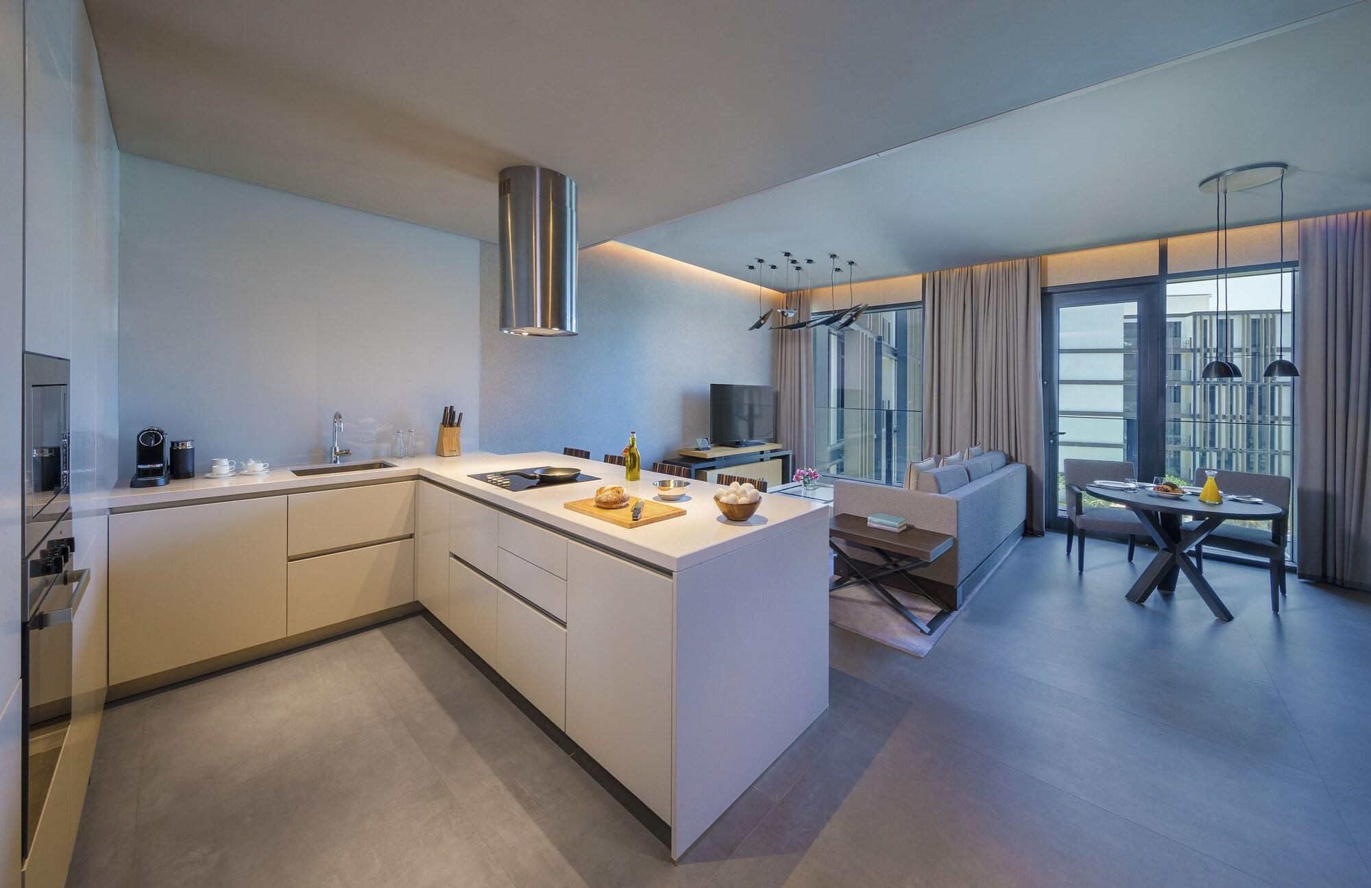 The Residences At Caesars Palace Bluewaters Apartment