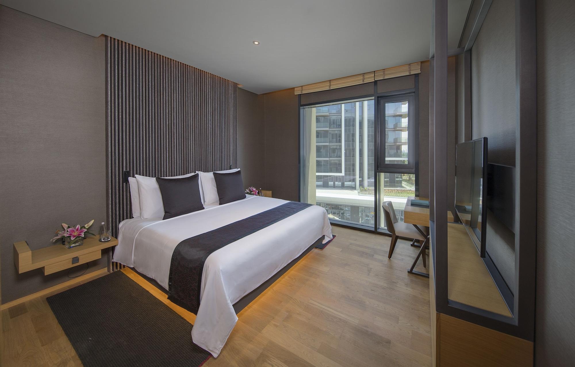 The Residences At Caesars Palace Bluewaters *