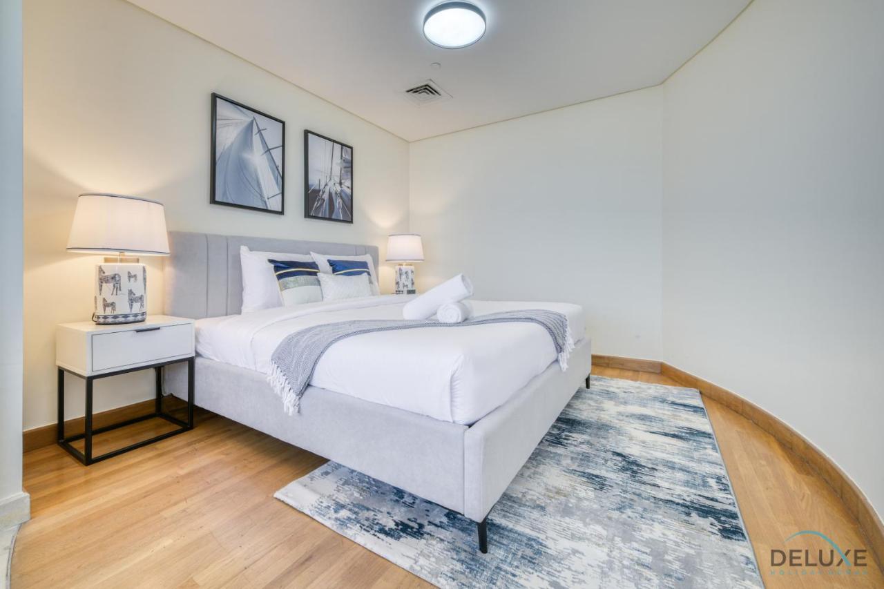 Apartment Value Modern 1br With Pool & Stunning Views By Deluxe Homes