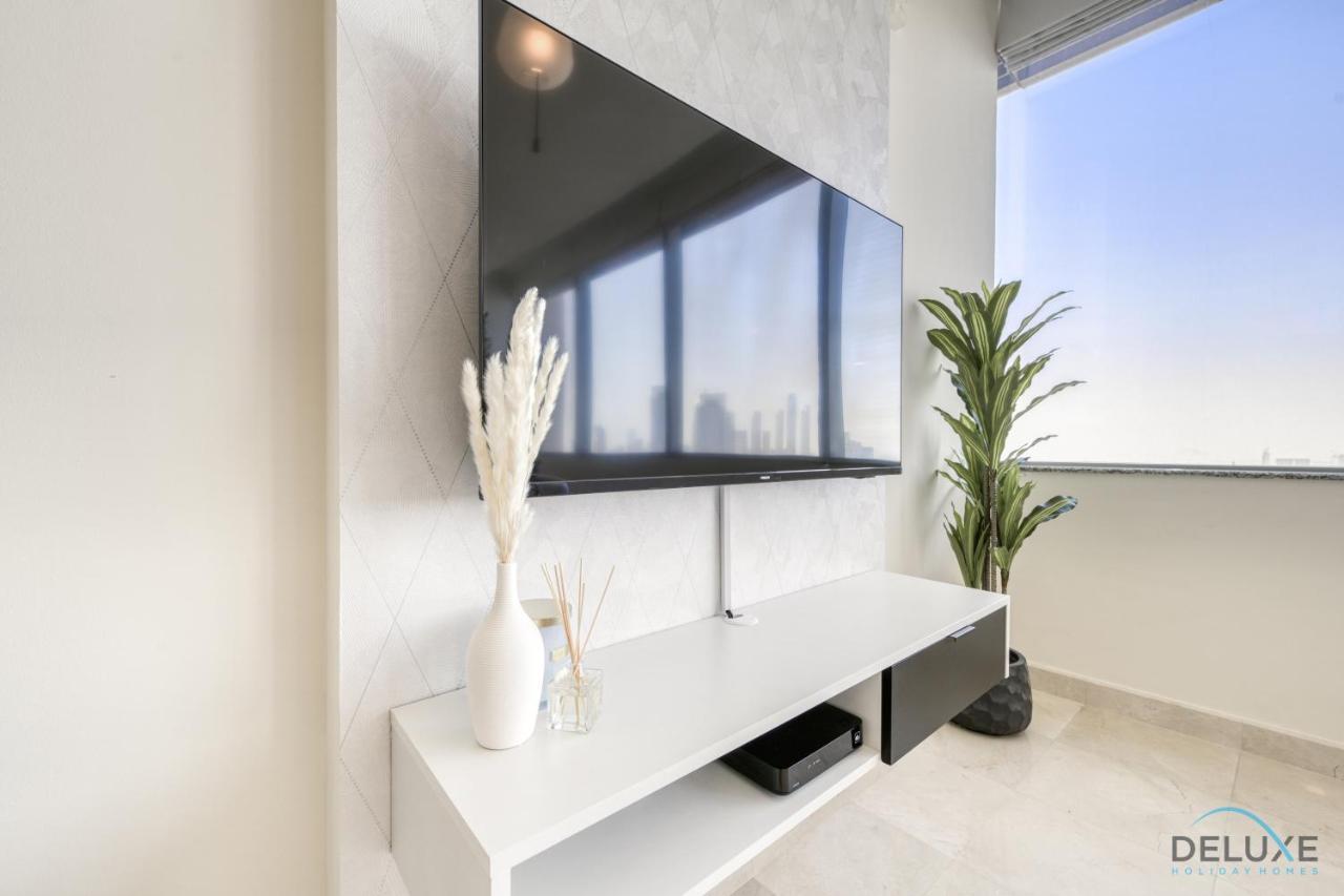 Apartment Value Modern 1br With Pool & Stunning Views By Deluxe Homes Dubai
