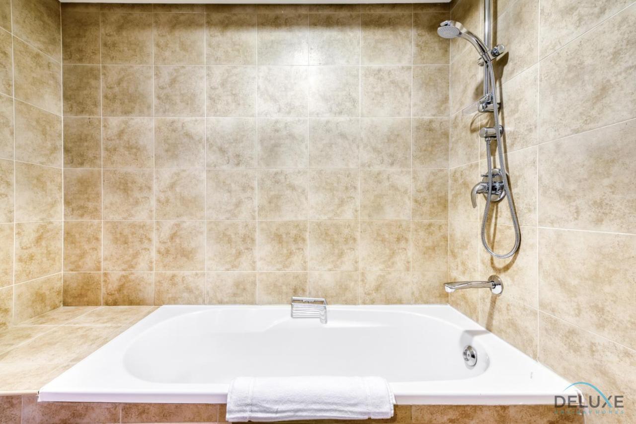 Apartment Value Modern 1br With Pool & Stunning Views By Deluxe Homes *