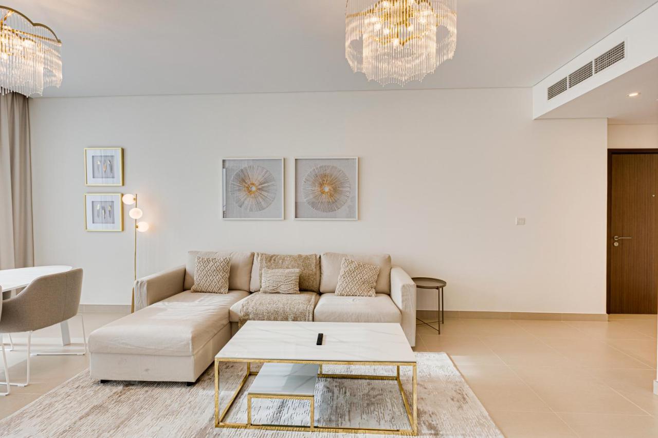 Apartment Sea View 2bd In New 52 42 Tower Marina Dubai