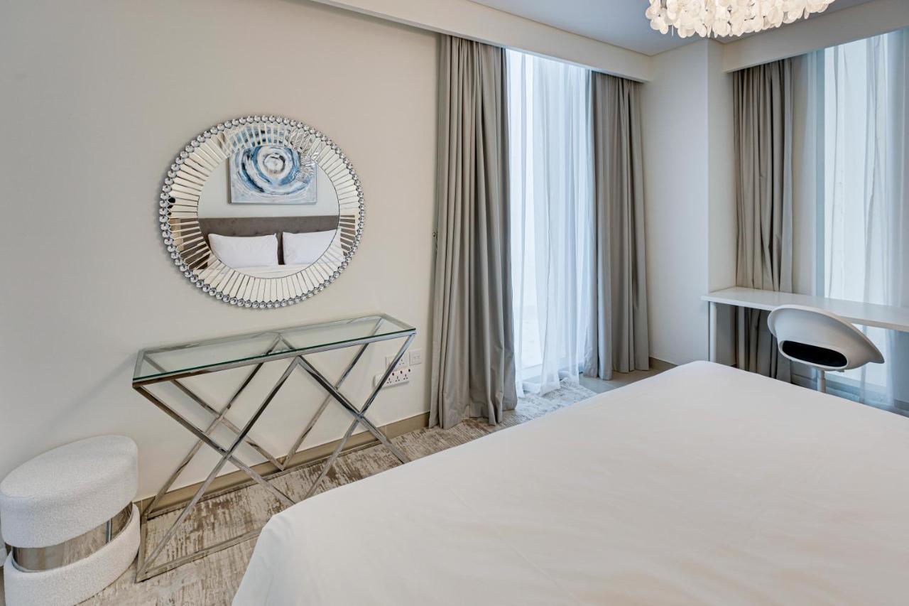Sea View 2bd In New 52 42 Tower Marina Apartment Dubai