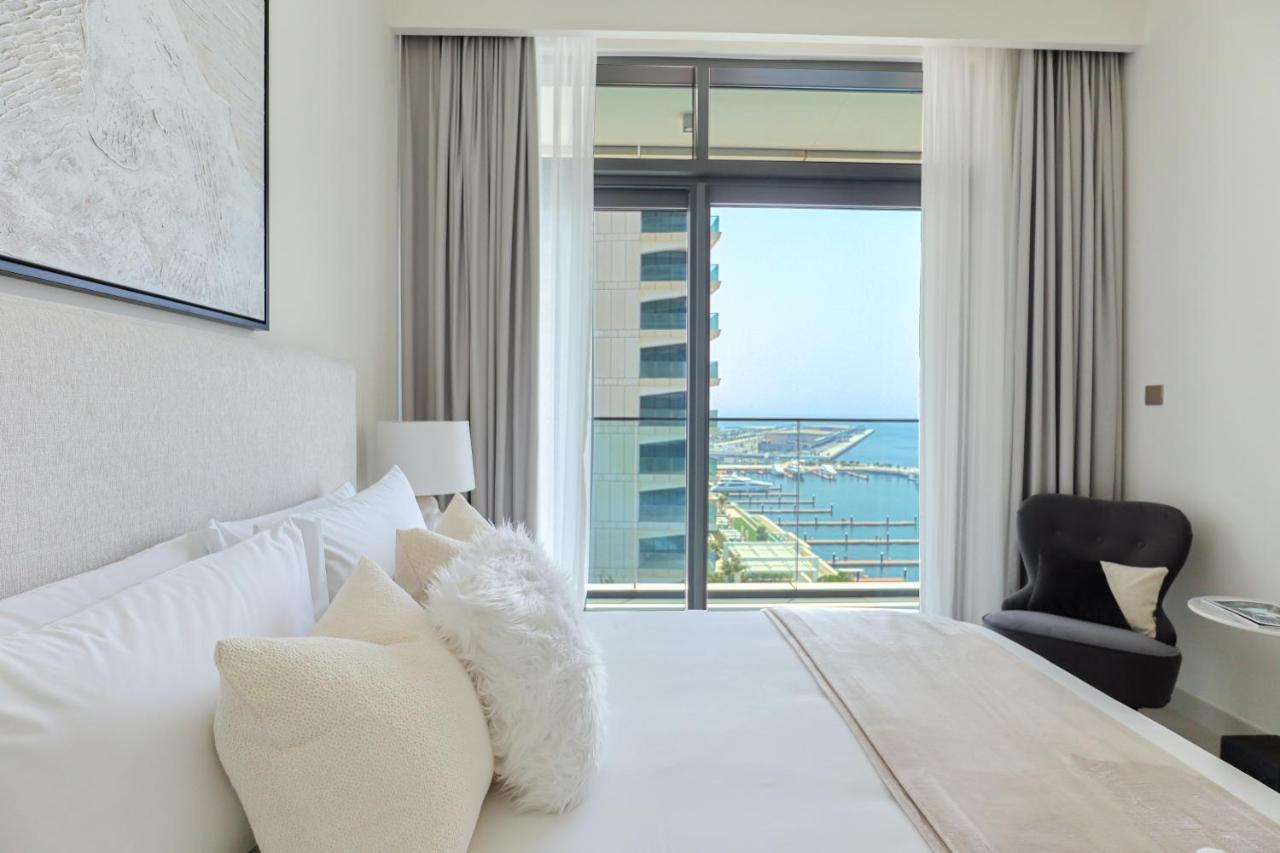 Higuests - Superlative With Private Access Dubai
