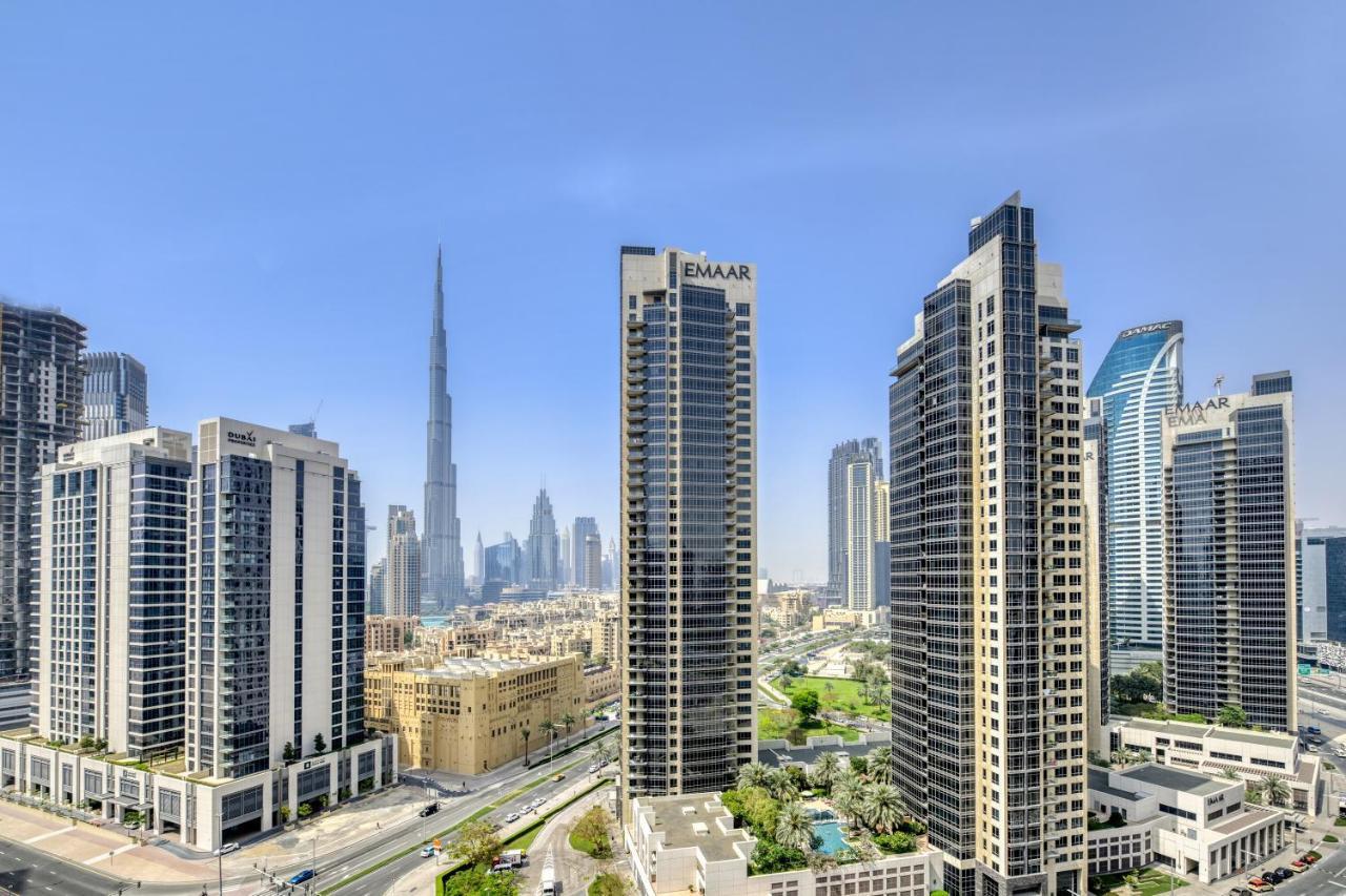Maison Privee - Luxury With Burj Khalifa Vw & Canal Access Apartment