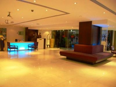 London Crown 1 3* Dubai