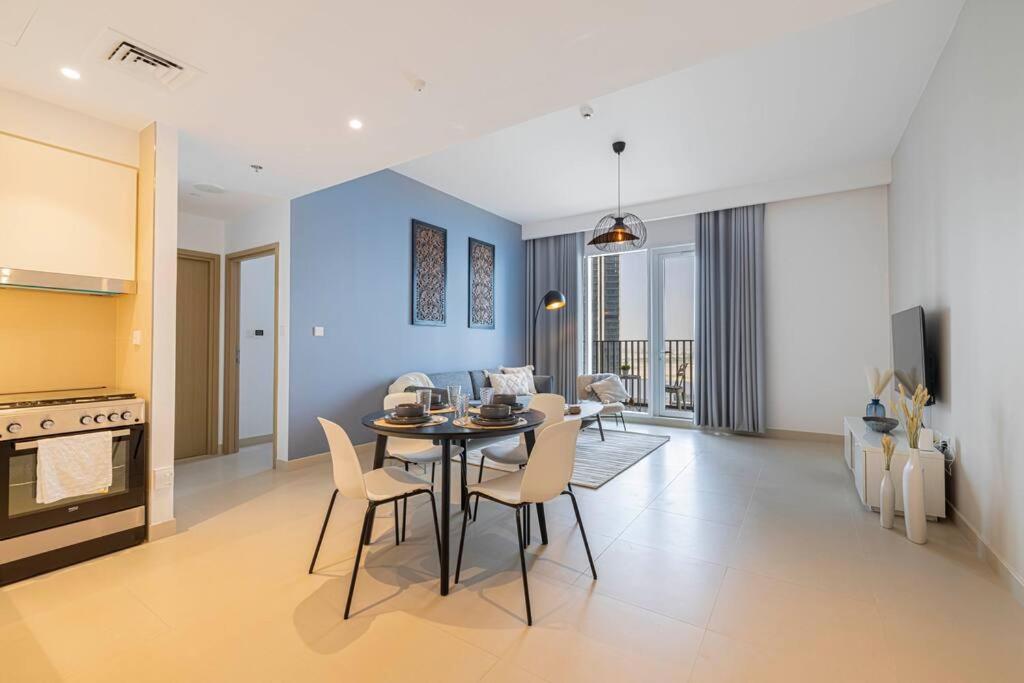 Daniels 1br At Creek Horizon With Park View