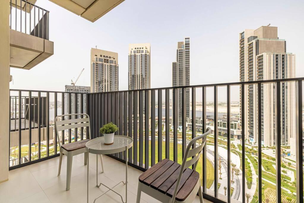 Daniels 1br At Creek Horizon With Park View