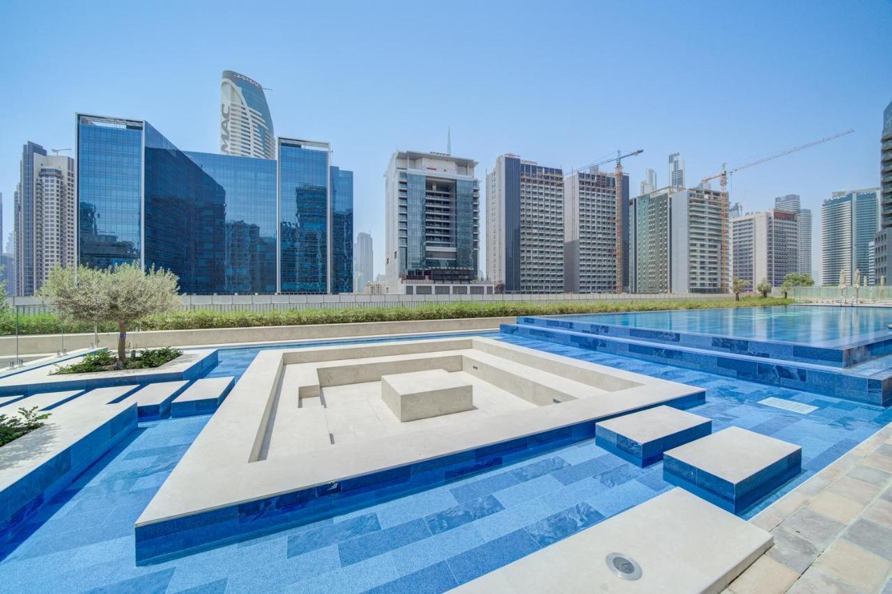 Elegant & Premium 1bd W Burj Khalifa View! Apartment Dubai