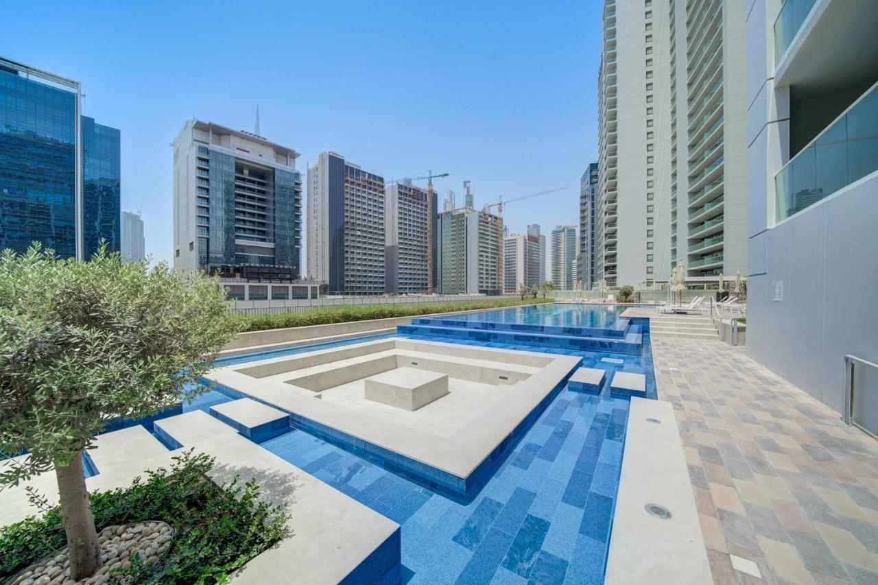 Elegant & Premium 1bd W Burj Khalifa View! Apartment *