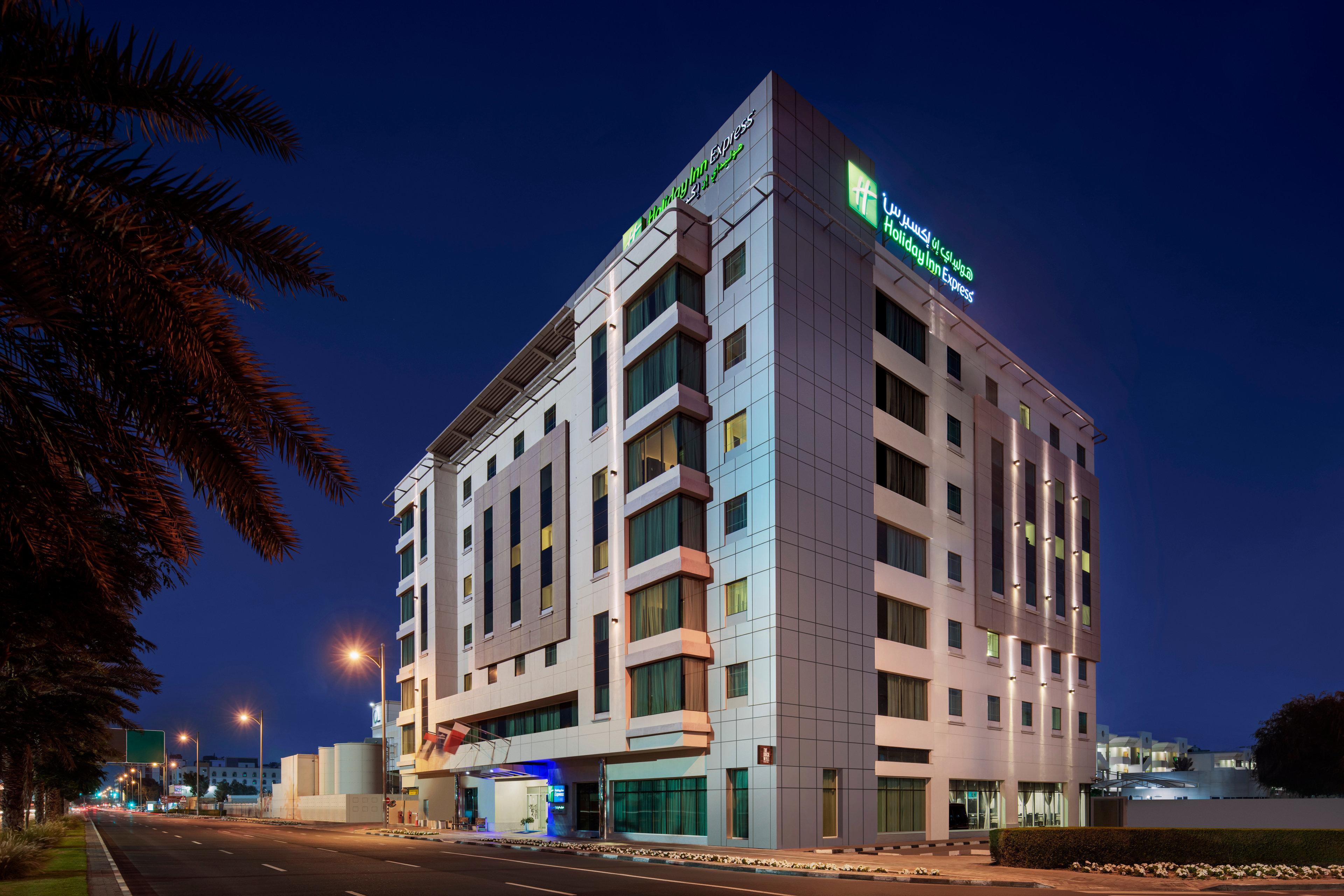 Holiday Express Dubai, Jumeirah By Ihg