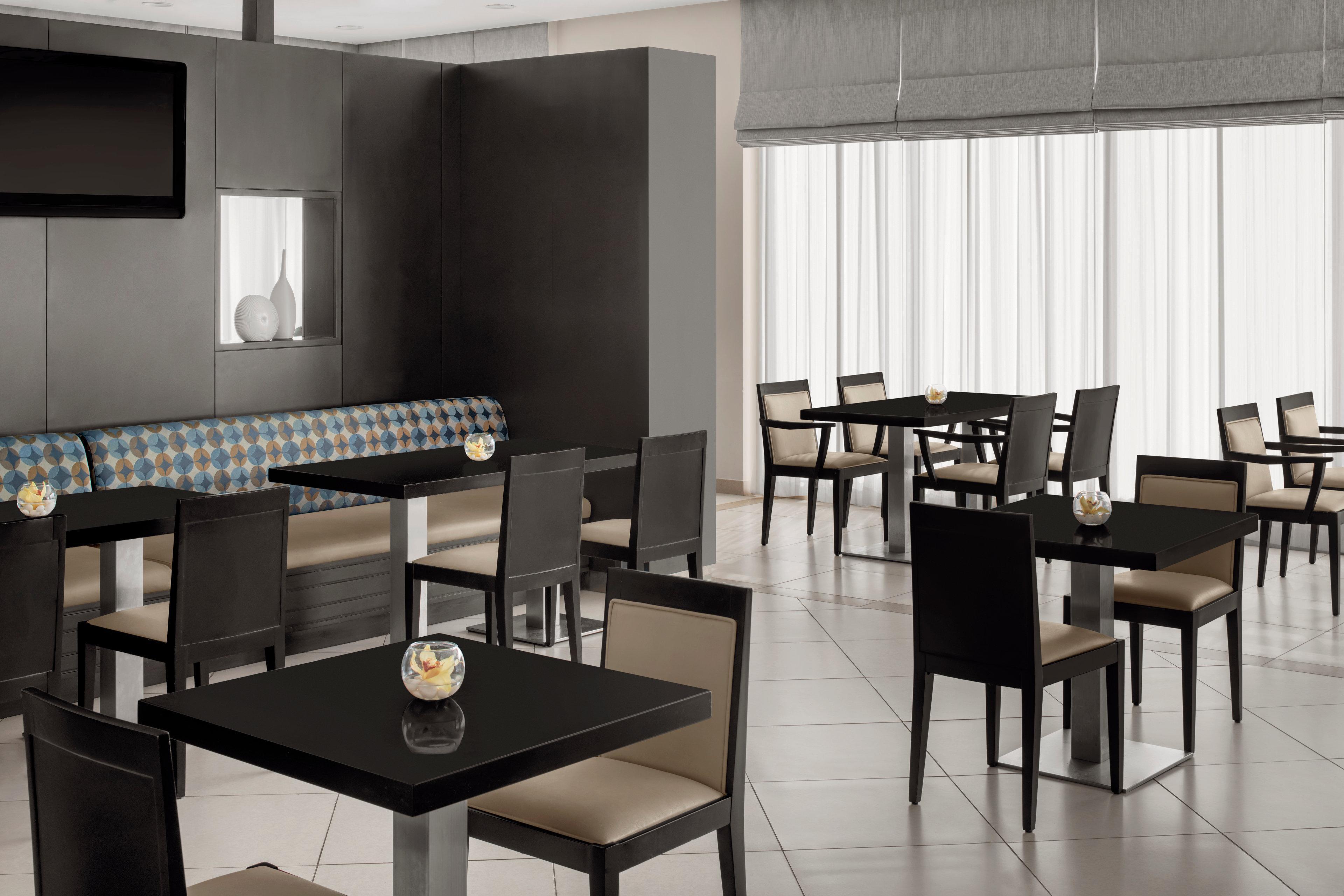 Holiday Express Dubai, Jumeirah By Ihg Hotel Dubai