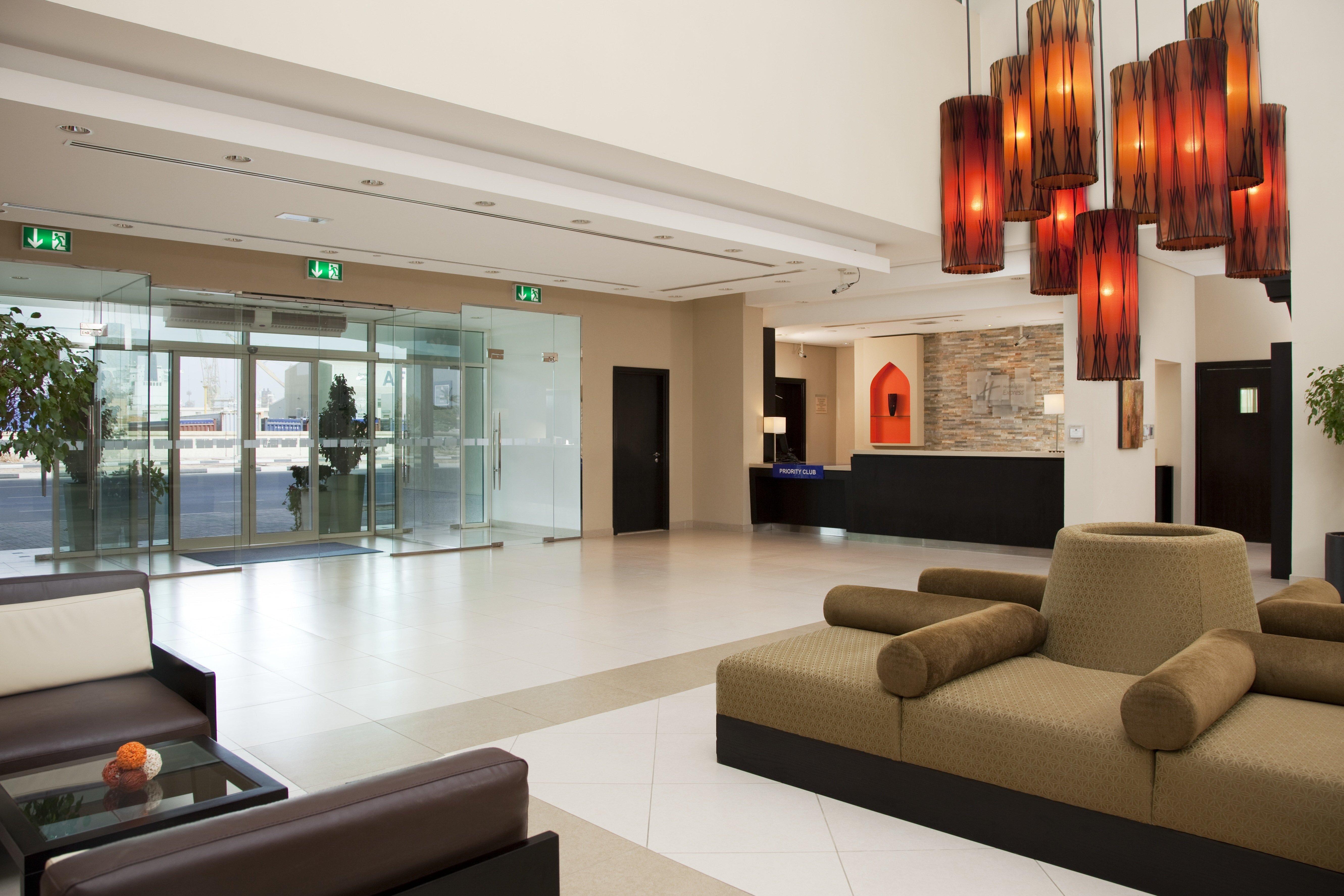 Hotel Holiday Express Dubai, Jumeirah By Ihg 3*