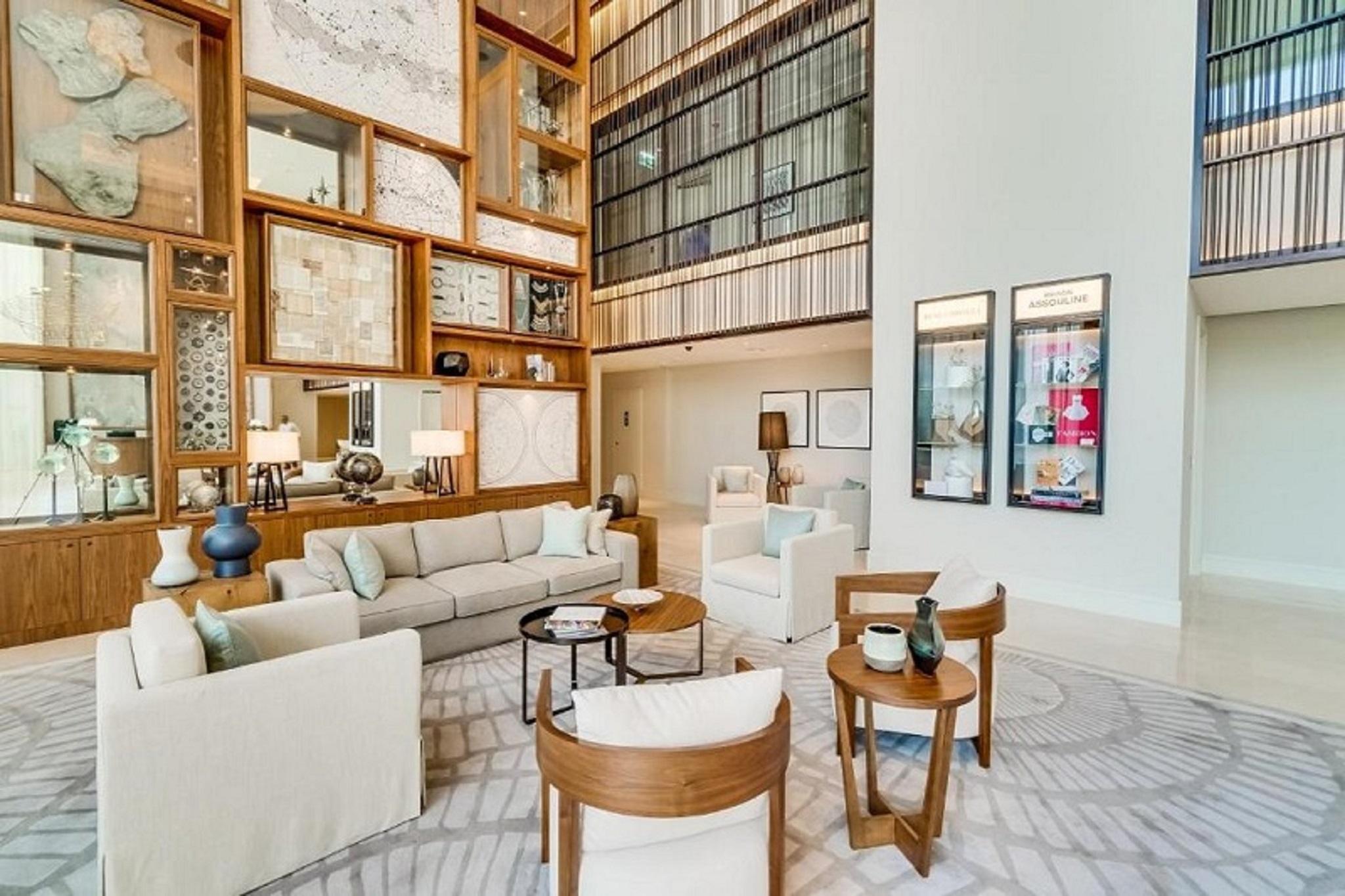 Hotel Vida Residences Downtown 4*