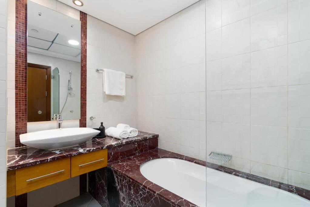 Ultimate 2br Sea View At Jbr Ain High Floor Luxury Apartment Dubai