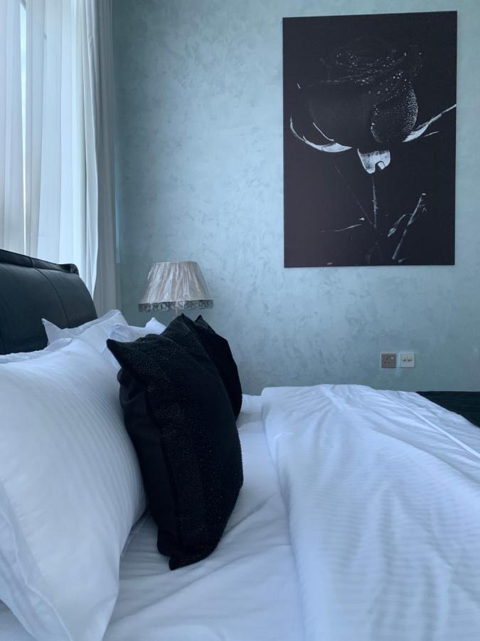 Apartment Beautiful 2 Bedroom High Floor Bays Dubai