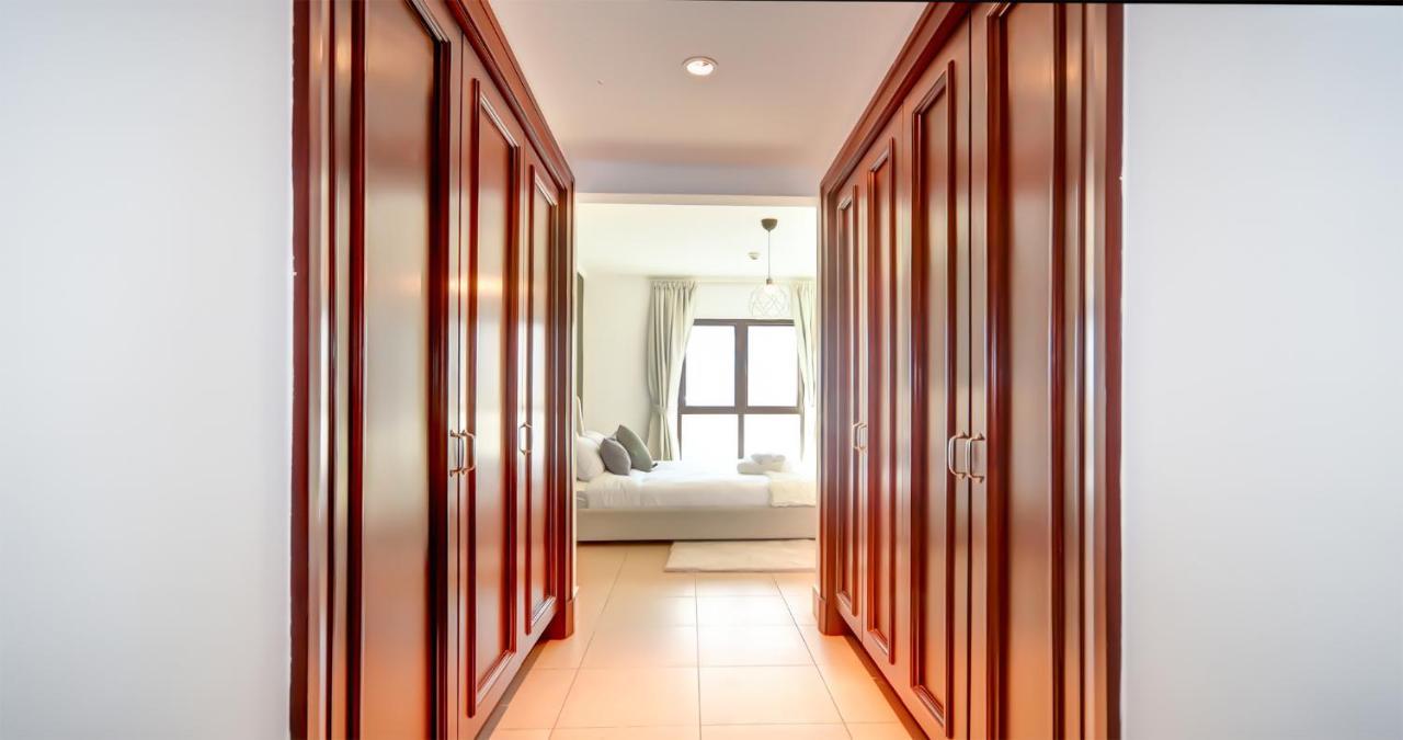Brachium By Star Stays, Peaceful Downtown Short Walk To Mall & Burj Khalifa Apartment Dubai