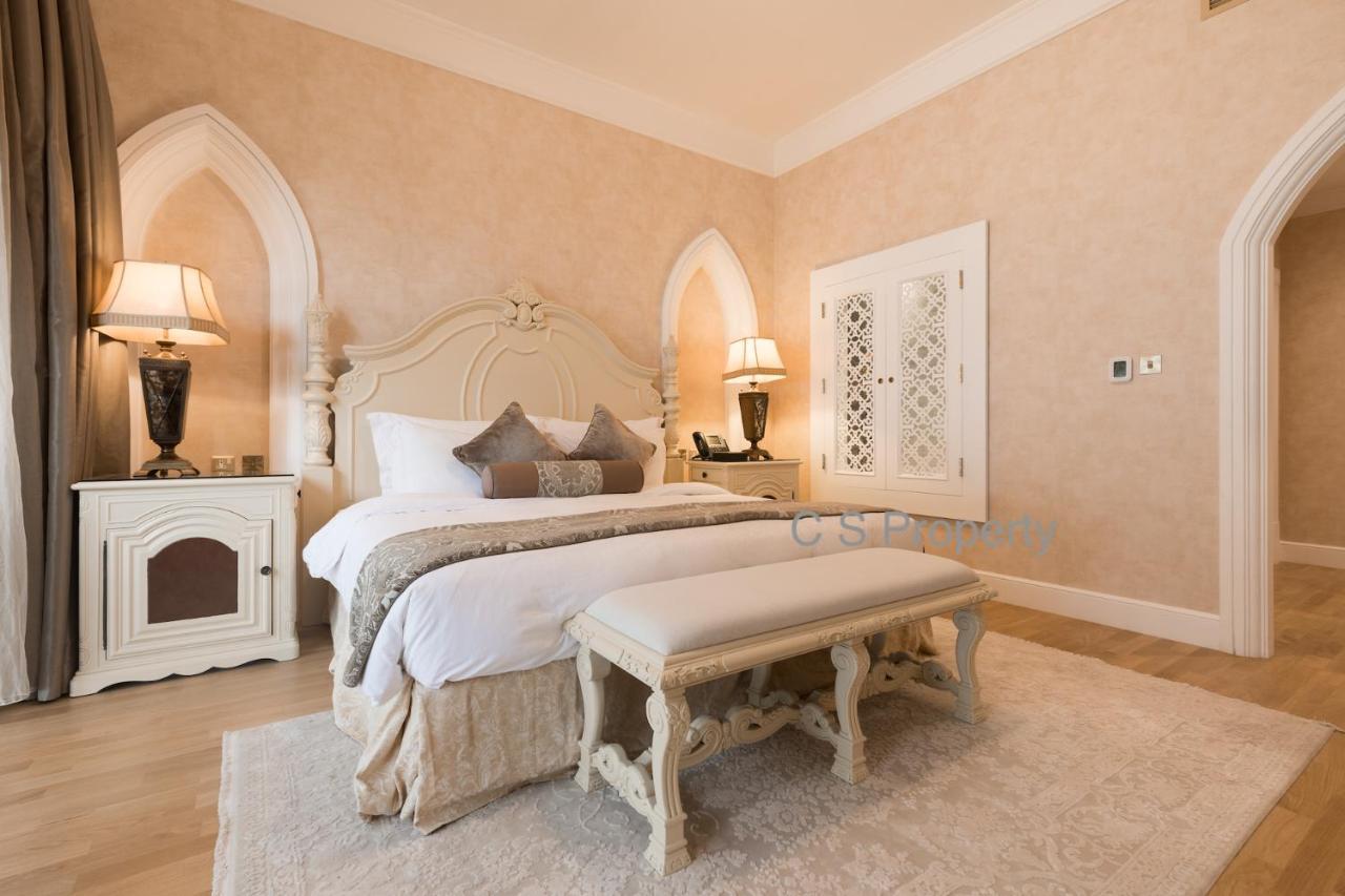 Beach - Jumeirah Zabeel Saray Royal Residences *