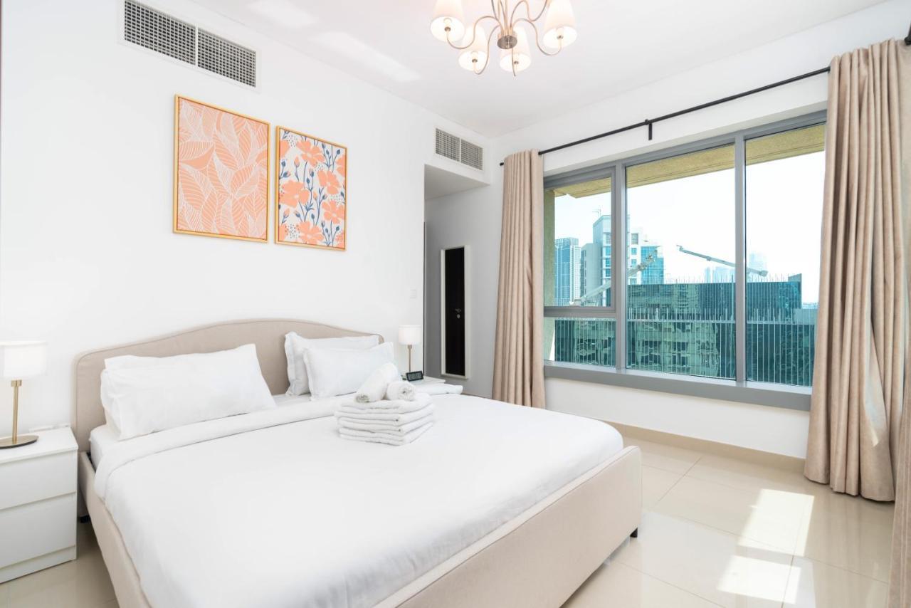 Lux I 29 Burj Blvd I Downtown Views Apartment Dubai