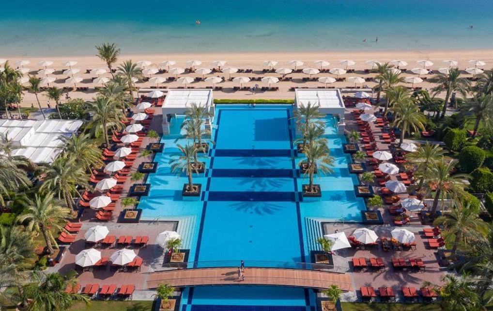 Beach - Jumeirah Zabeel Saray Royal Residences