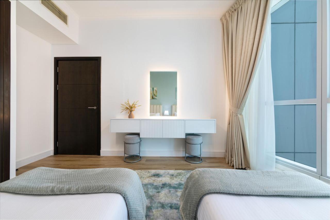 Maison Privee - High-floor Trendy With Marina, Palm & Ocean Vws * Dubai