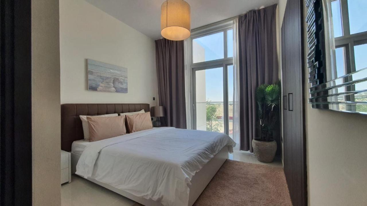 Spacious With Bbq Area Dubai
