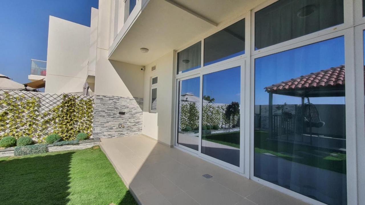 Spacious With Bbq Area Villa *