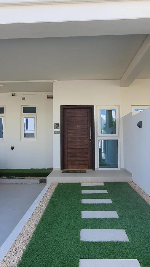 Villa Spacious With Bbq Area *