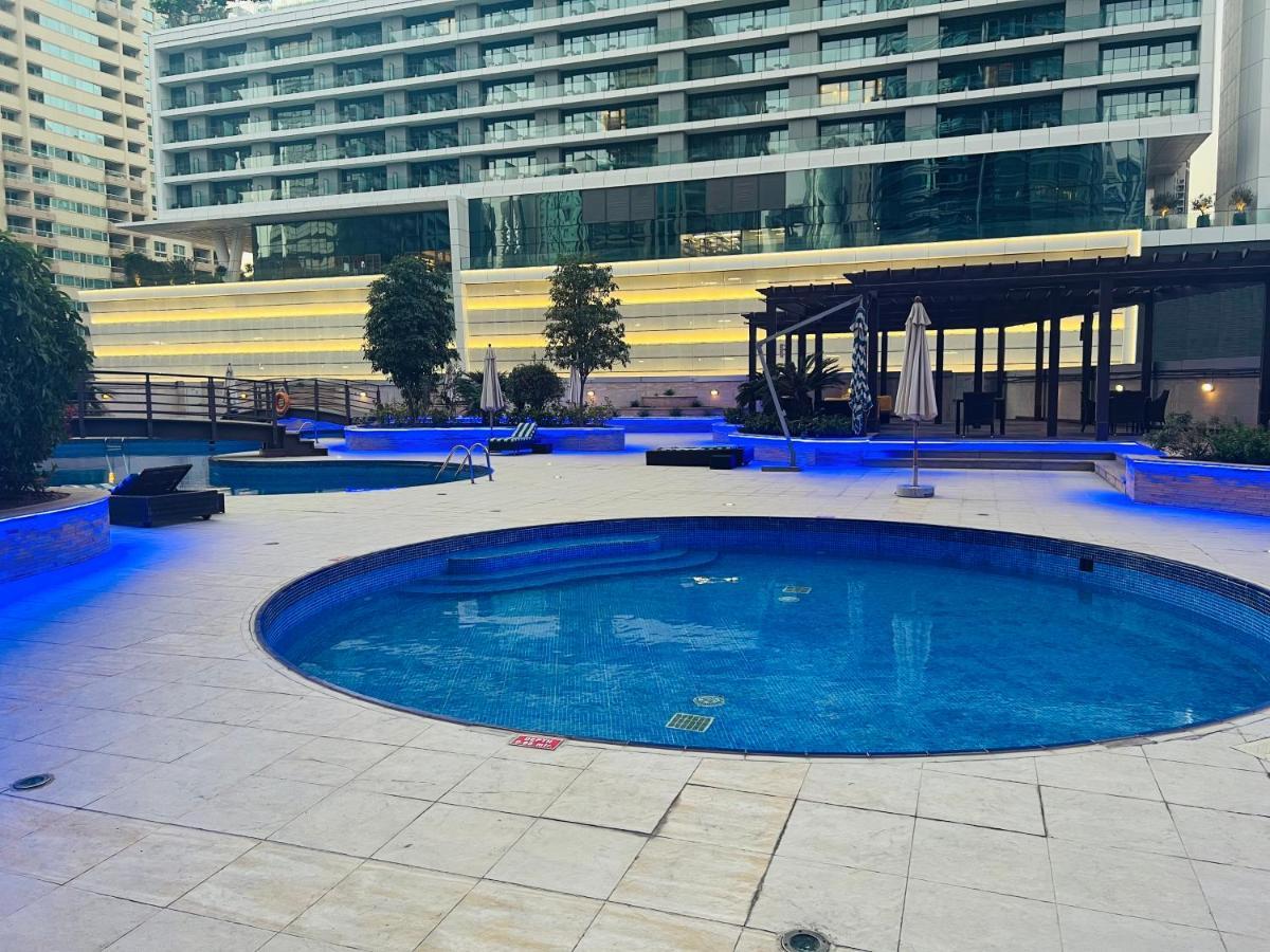 Apartment Horizon Towers