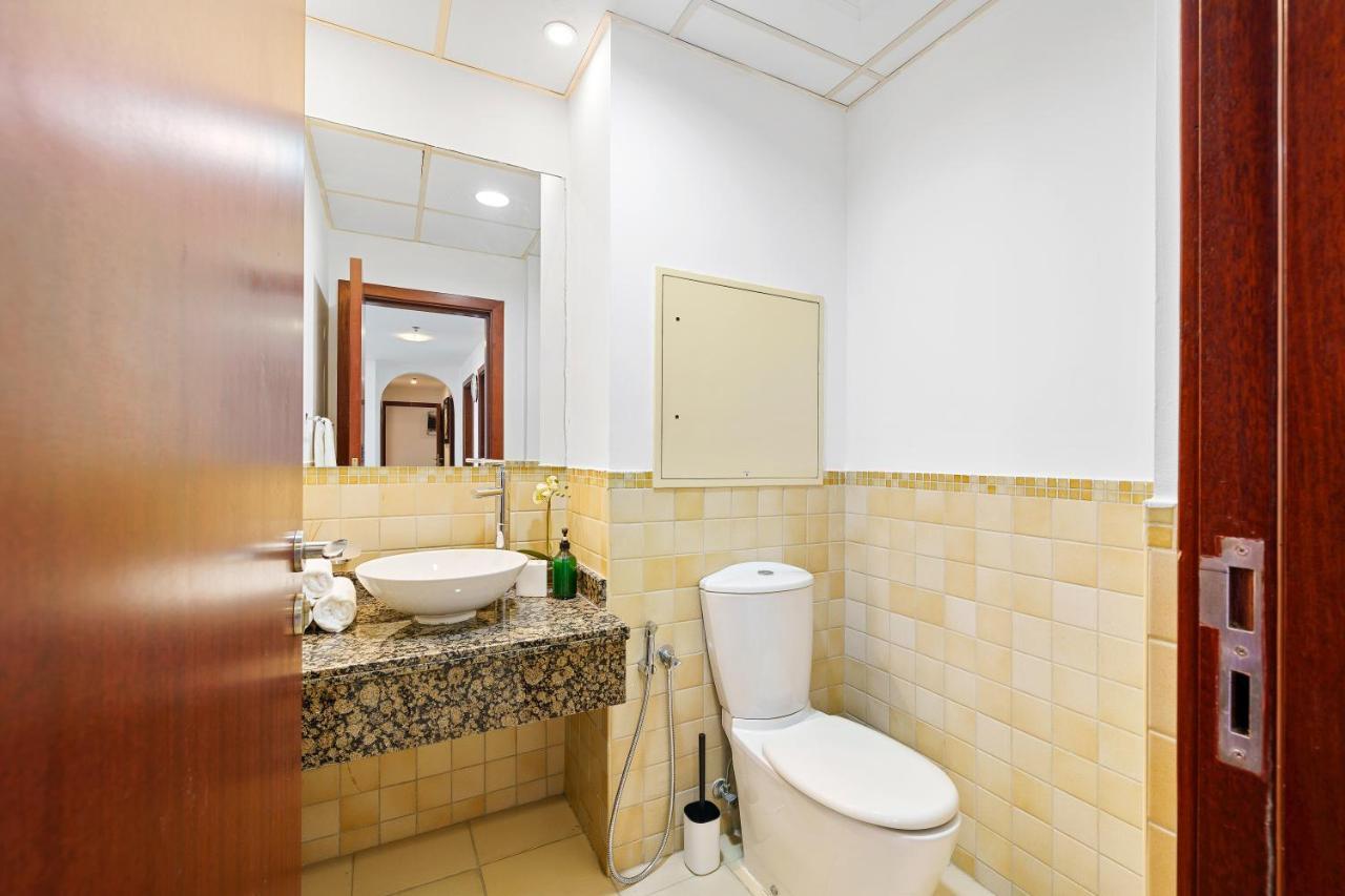 High Rise 2br In Jbr W/ Sea View - Walk To Beach Apartment Dubai