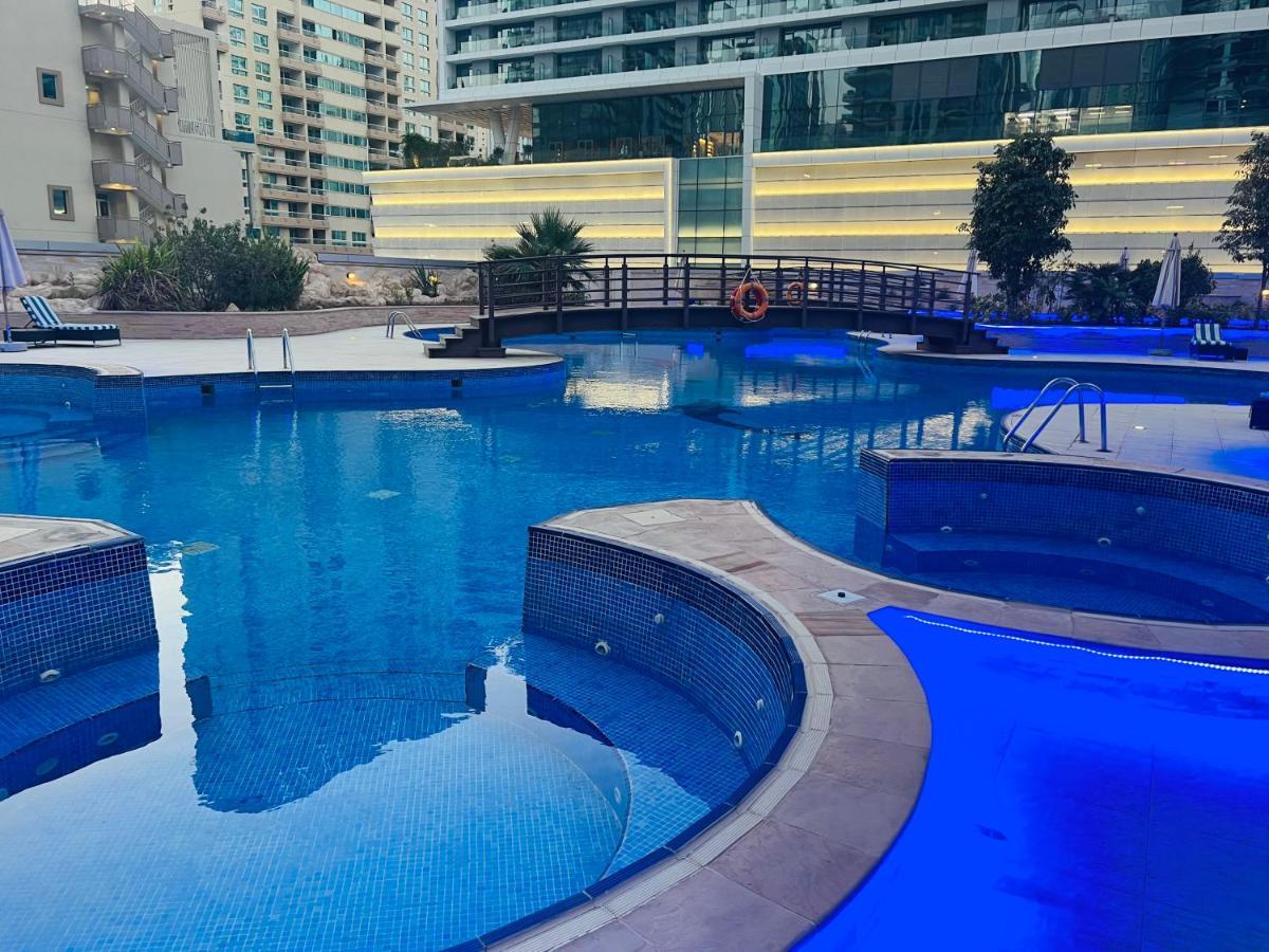 Horizon Towers * Dubai