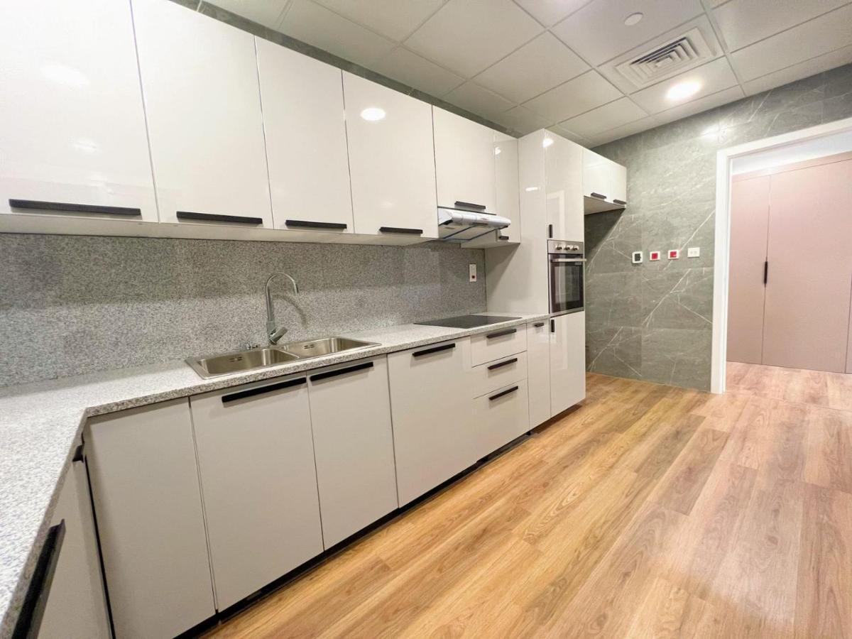 Horizon Towers Apartment