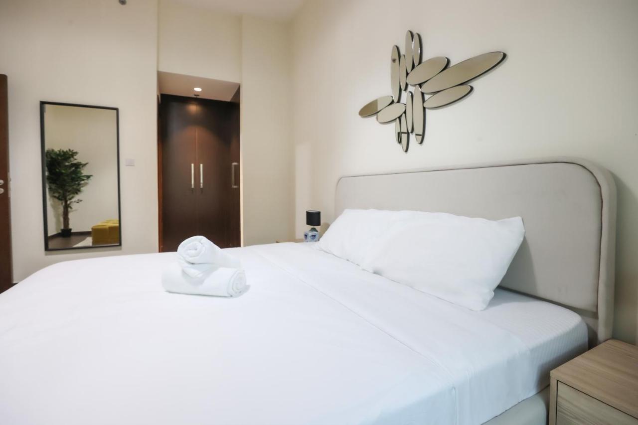 Elite Lux Homes - Spacious One Bedroom Direct Metro Access In Al Furjan Dubai
