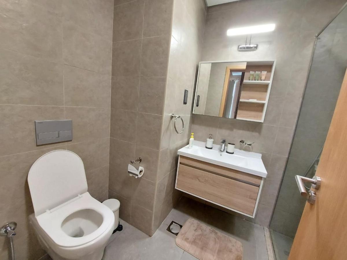 1br Luxury Pantheon Elysee 1 - Jvc Apartment *