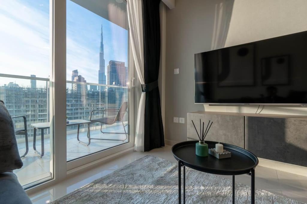 Chic With Burj Khalifa View Apartment Dubai