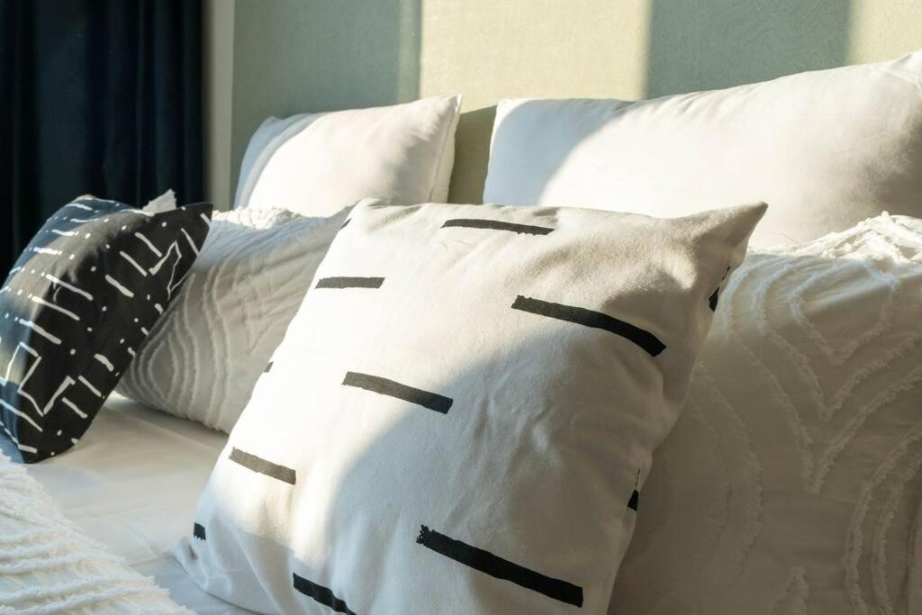 Apartment Chic With Burj Khalifa View *