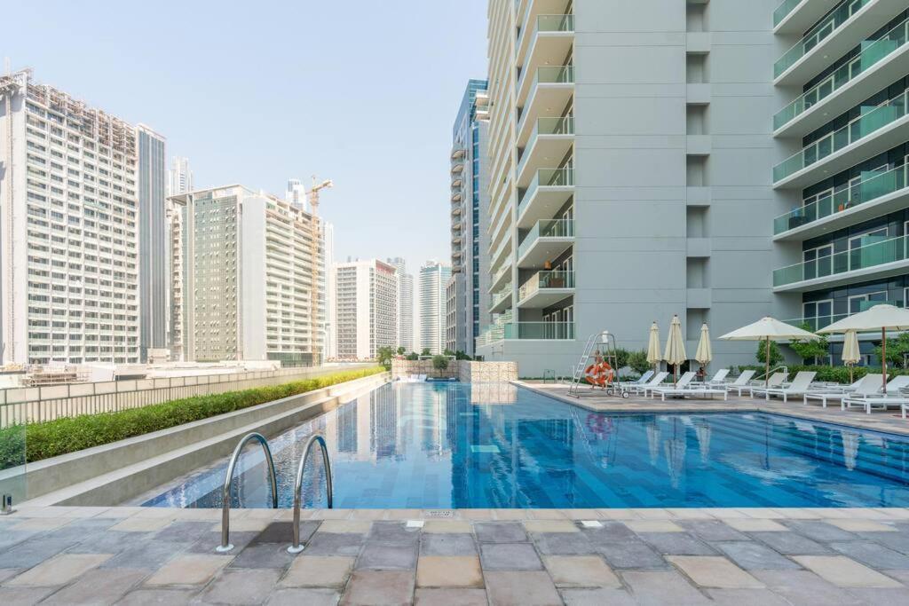 Chic With Burj Khalifa View Apartment