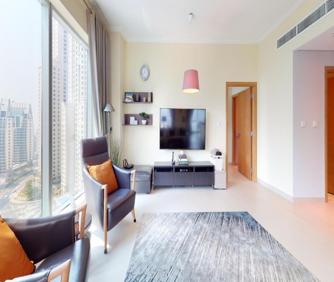 Apartment Hometown - Modern Spacious 2 Bedroom In Marina *