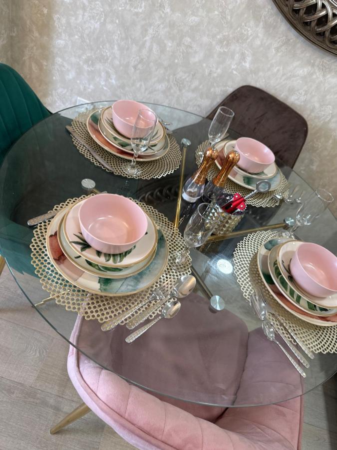 1 Bedroom Albarsha 1 Apartment