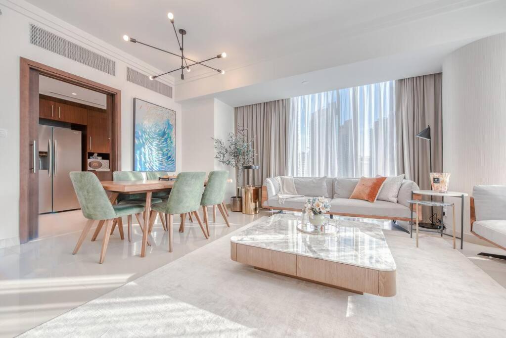 Apartment Luxury Level 12 On Boulevard Point Dubai