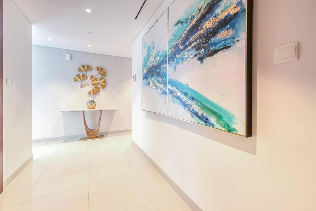 Luxury Level 12 On Boulevard Point Apartment *