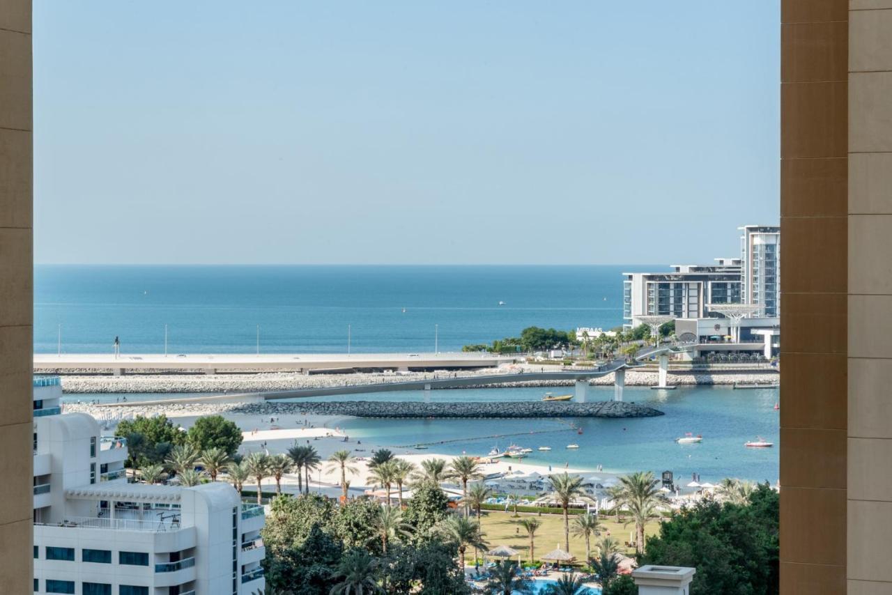 The Smart Concierge - Amwaj 4 Holiday home *
