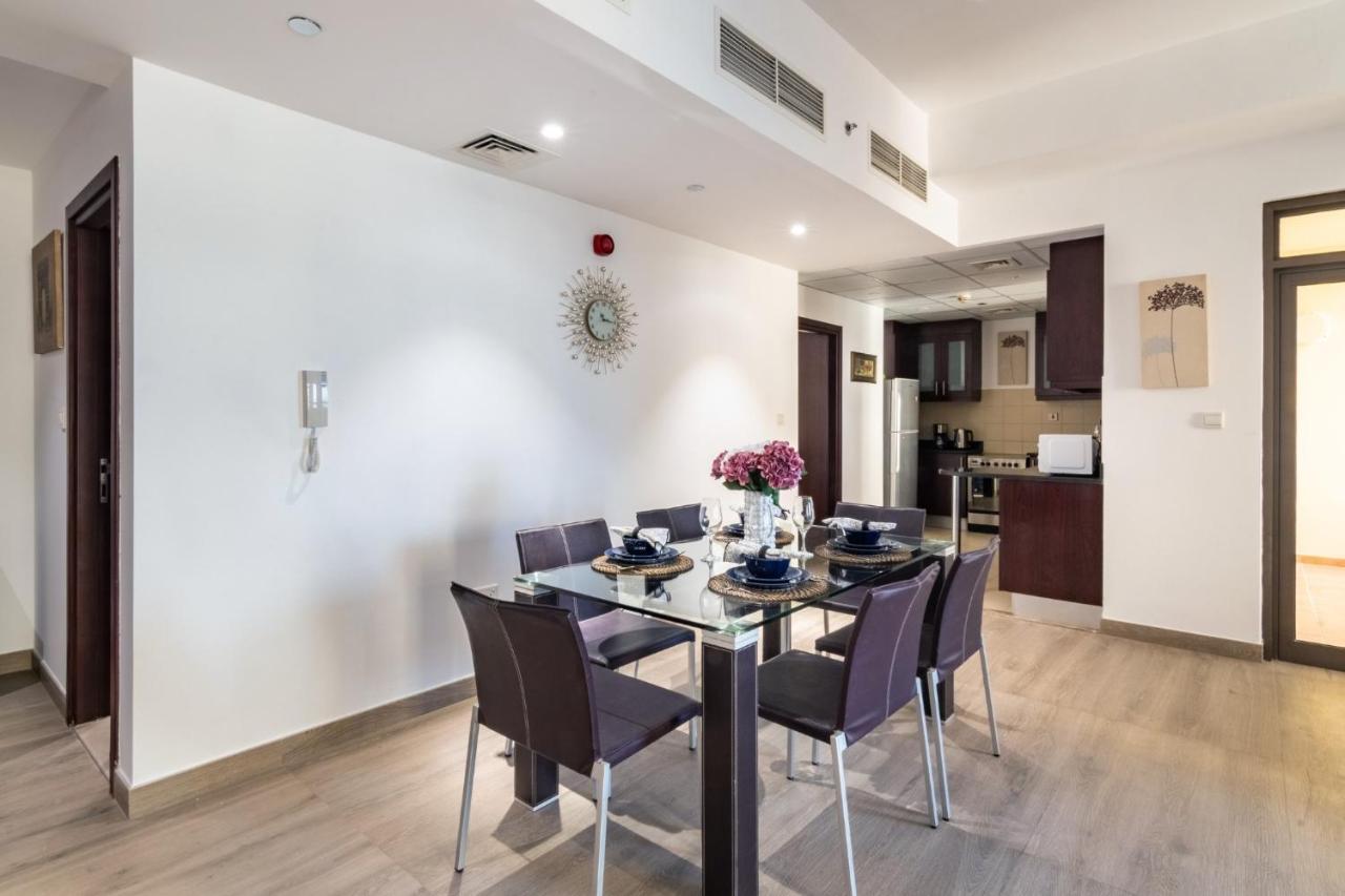 The Smart Concierge - Amwaj 4 Dubai