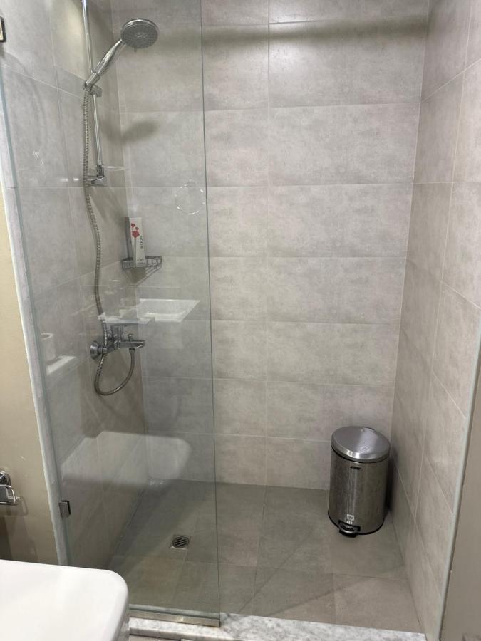 1 Bedroom Albarsha 1 Apartment