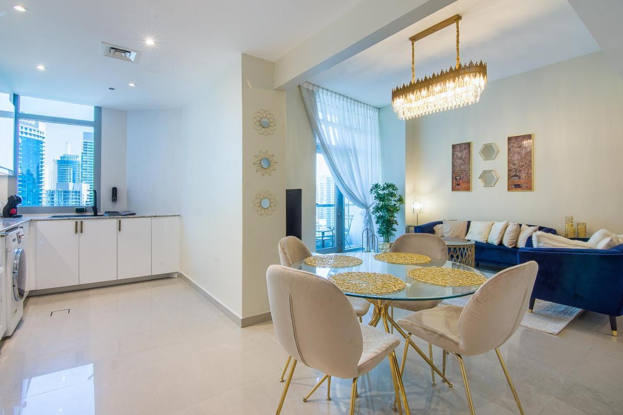 Apartment Stunning Marina View - 2br High Floor Dubai