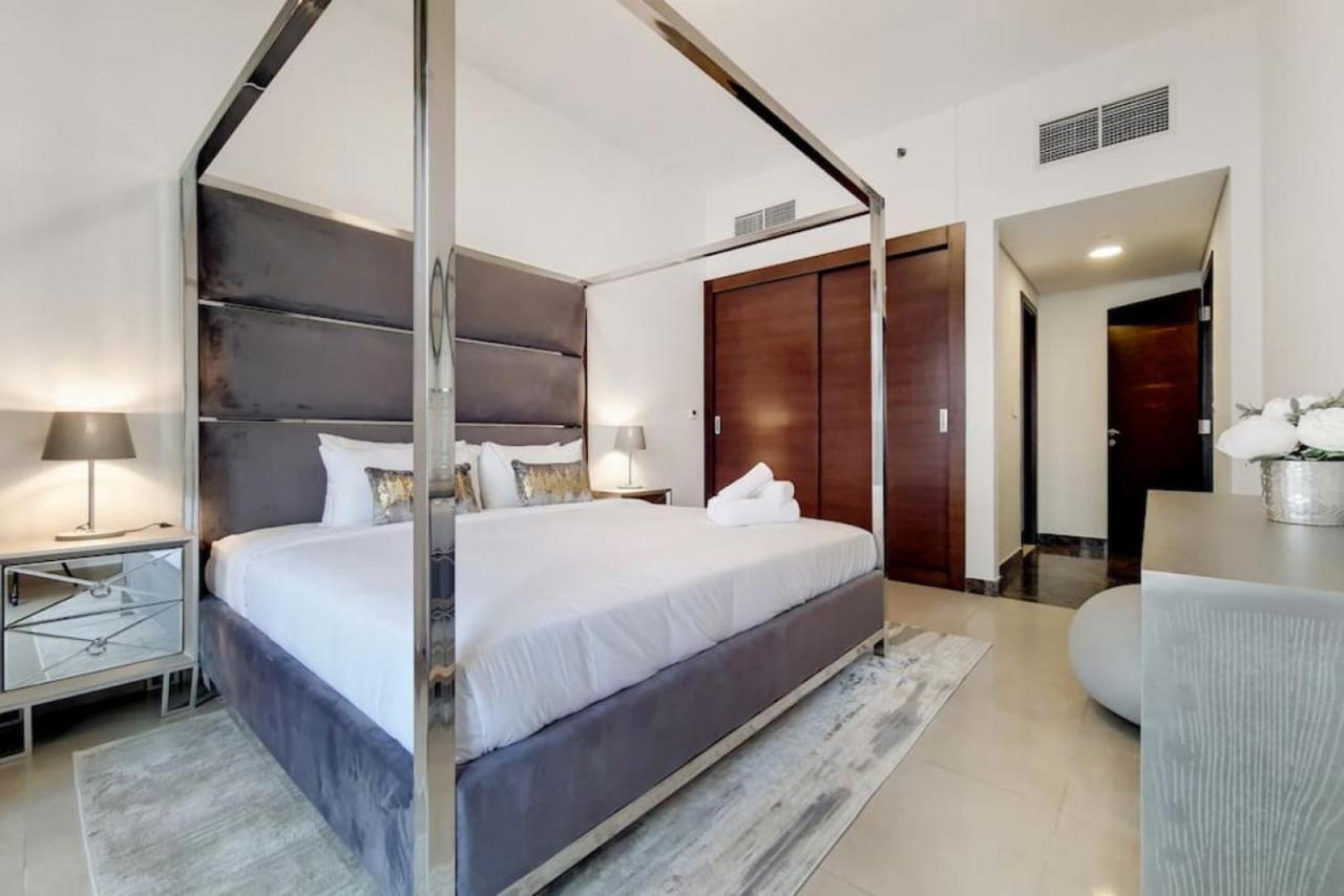 Apartment Sparkle Tower 2, Marina - Fresh One Bedroom Dubai