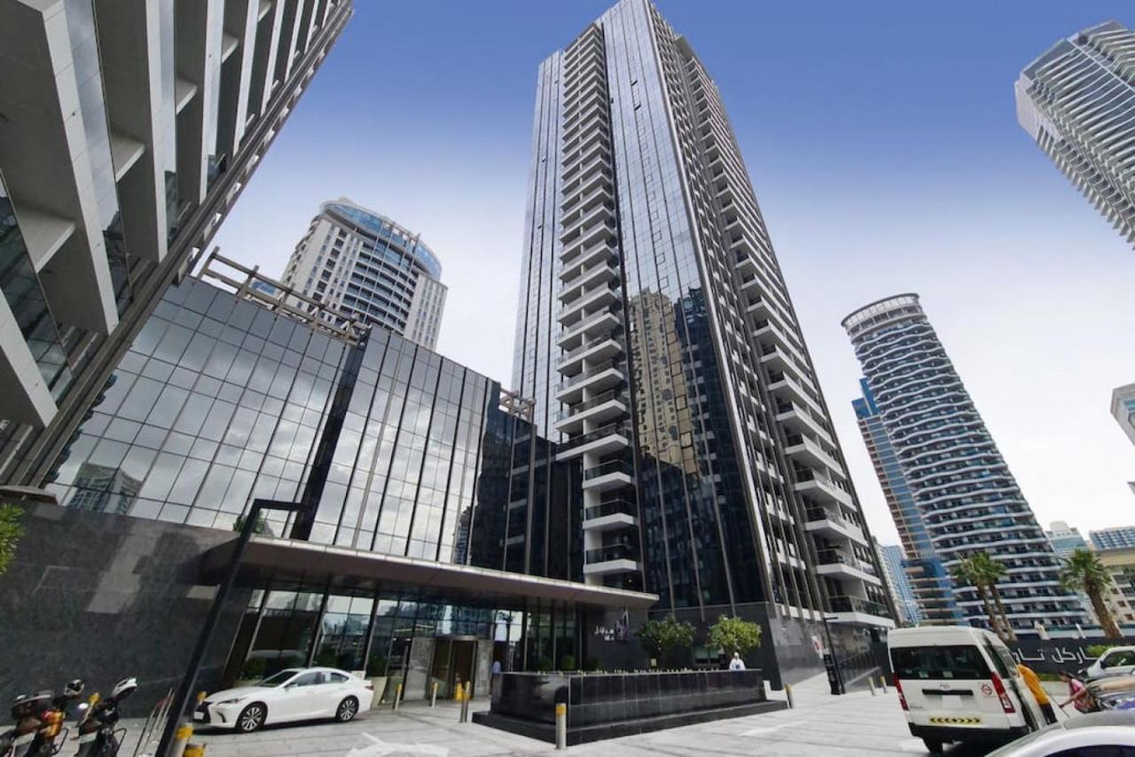 Sparkle Tower 2, Marina - Fresh One Bedroom Apartment